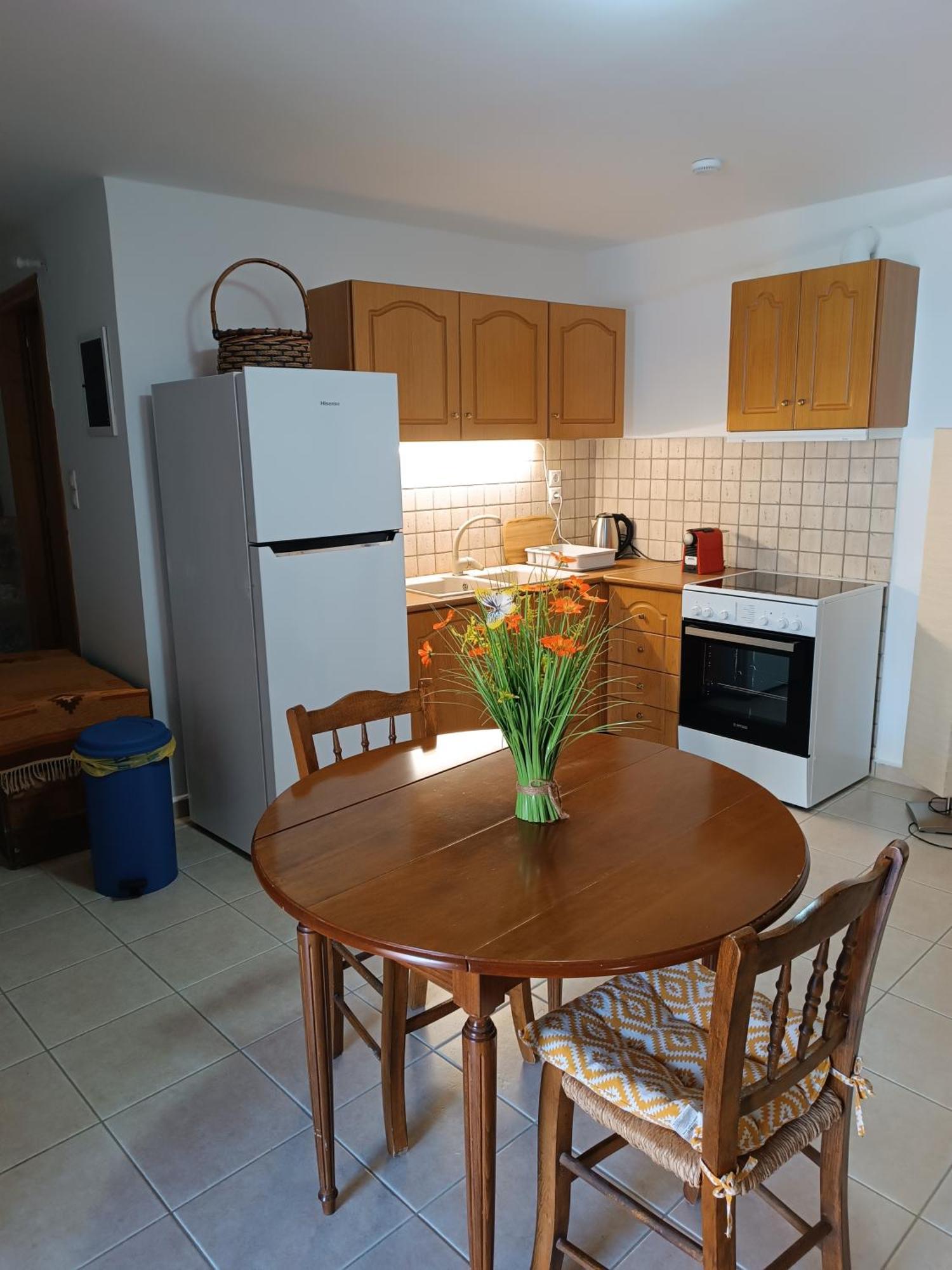 Mani Home Néon Oítilon Kültér fotó